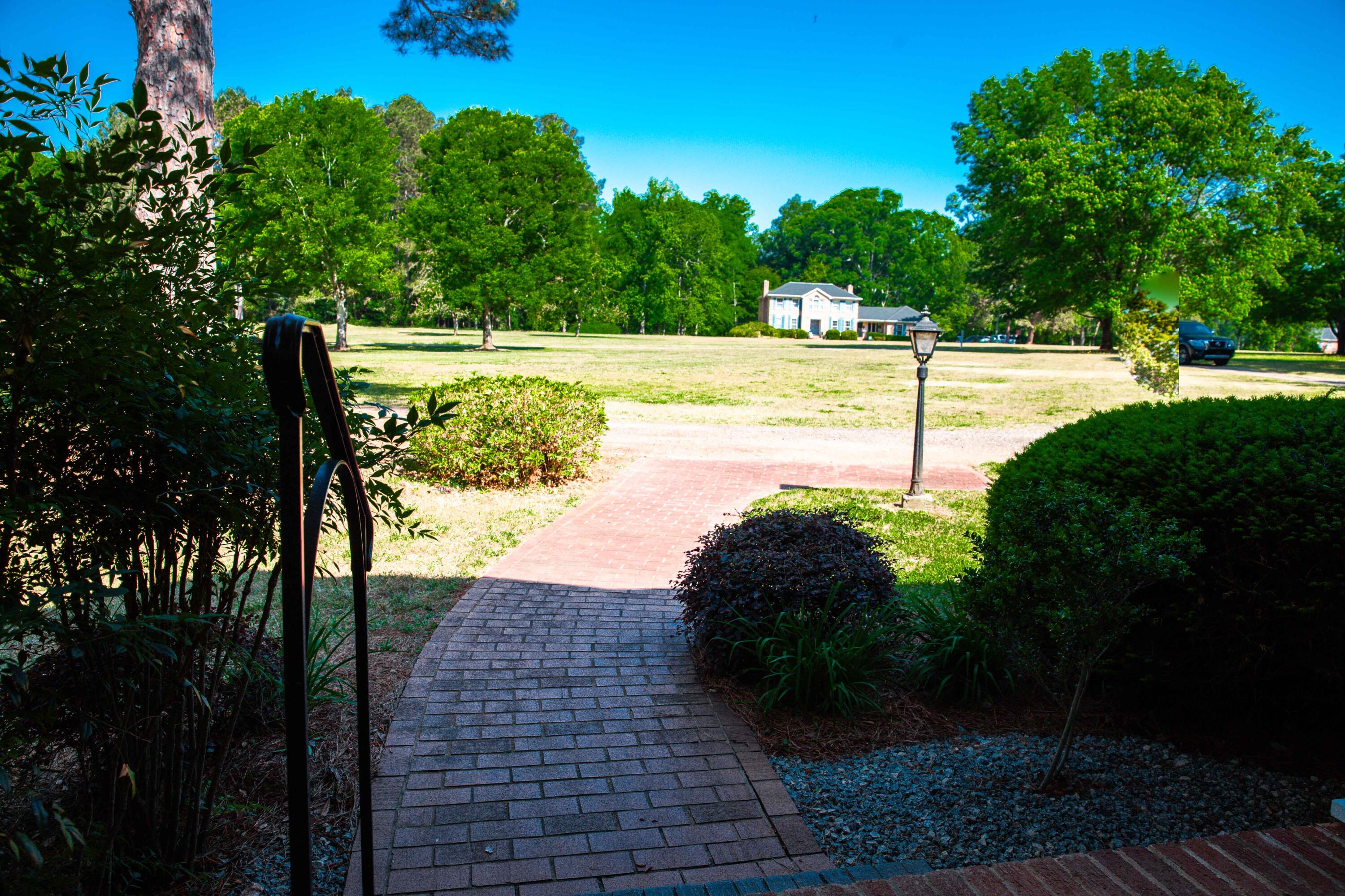 168 Huntington Road Thomson, GA 30824 - Photo 7 of 72 1Front (3)