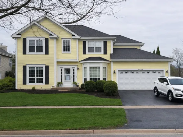 $450,000 | 1240 Sandpiper Court, Grayslake, IL 60030