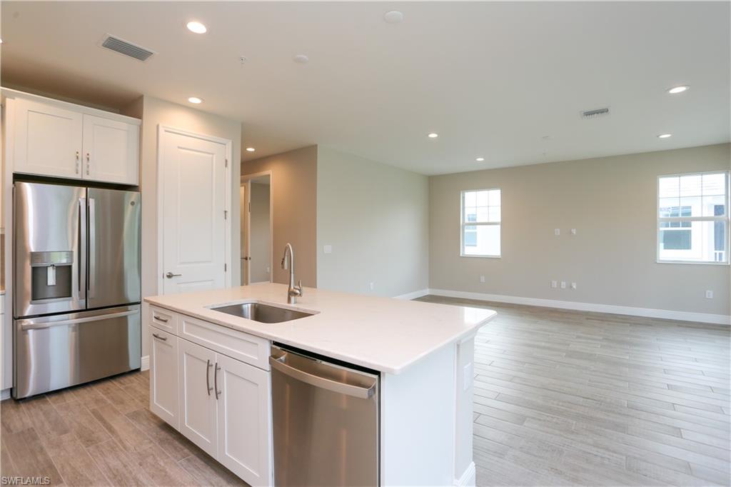 2626 Seychelles Circle, Unit 1405 Naples, FL 34112 - Photo 14 of 46