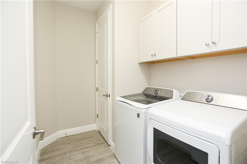 2626 Seychelles Circle, Unit 1405 Naples, FL 34112 - Photo 33 of 46