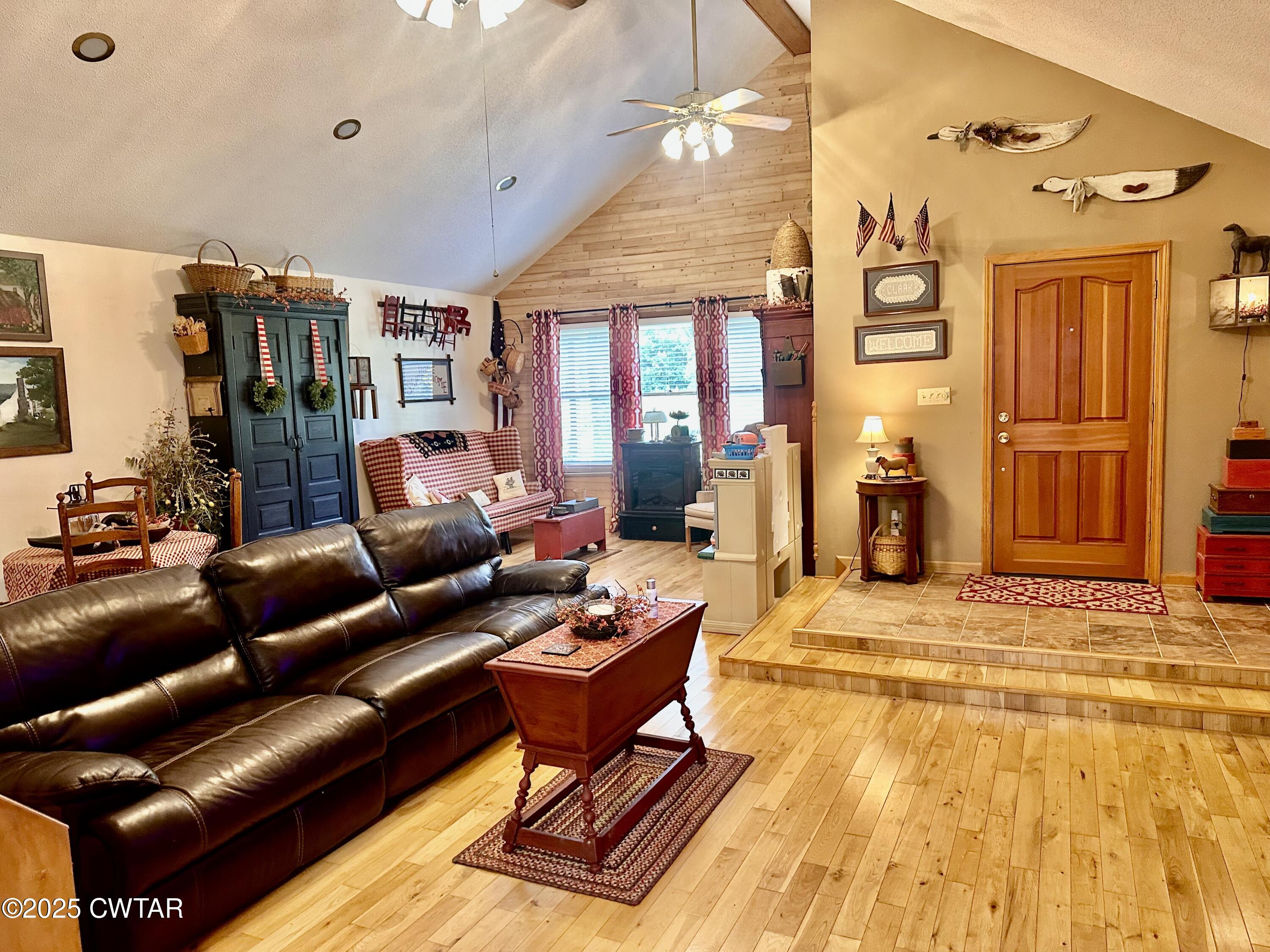 4310 Old Samburg Road Hornbeak, TN 38232 - Photo 4 of 20 a outdoor space with patio furniture