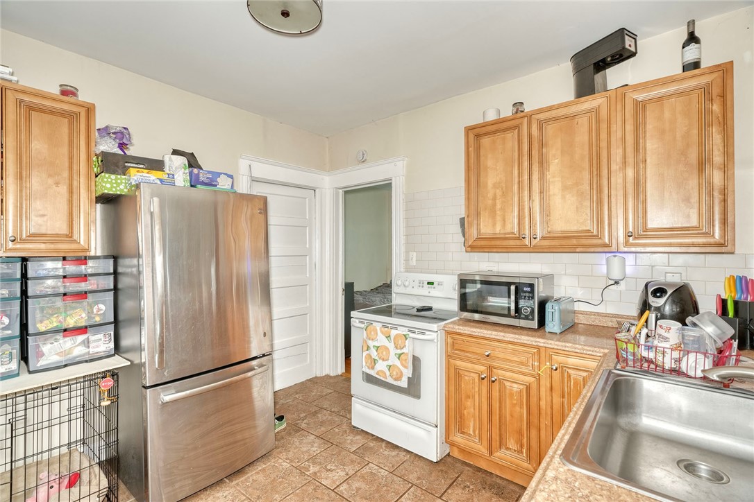 53 Hubbell Park Rochester, NY 14608 - Photo 12 of 50