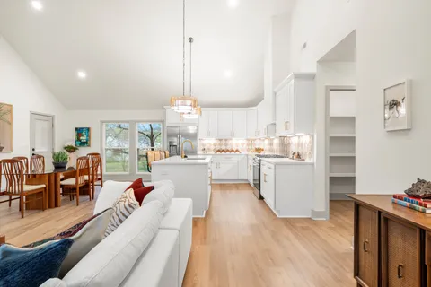 $725,000 | 2910 Simmons Avenue, Nashville, TN 37211