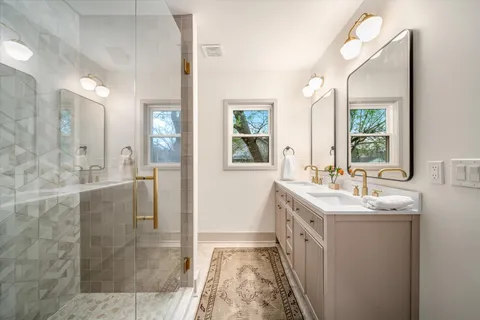 $725,000 | 2910 Simmons Avenue, Nashville, TN 37211