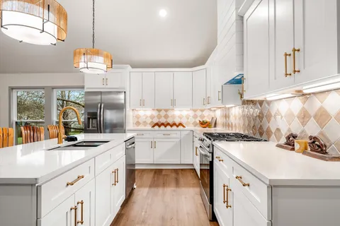 $725,000 | 2910 Simmons Avenue, Nashville, TN 37211