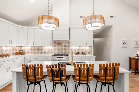 $725,000 | 2910 Simmons Avenue, Nashville, TN 37211