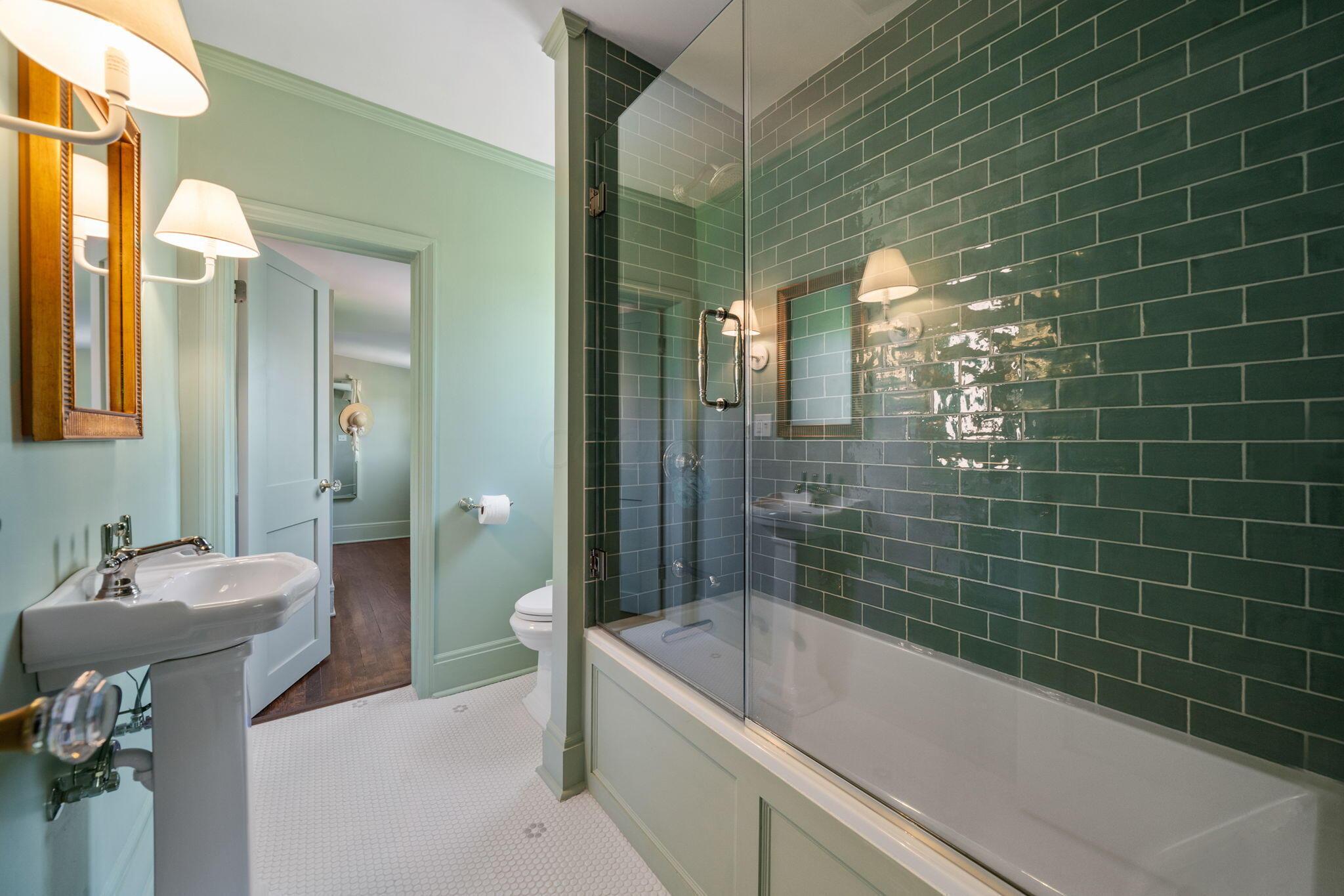 1814 Roxbury Road Columbus, OH 43212 - Photo 49 of 95 59-web-or-mls-DSC07538