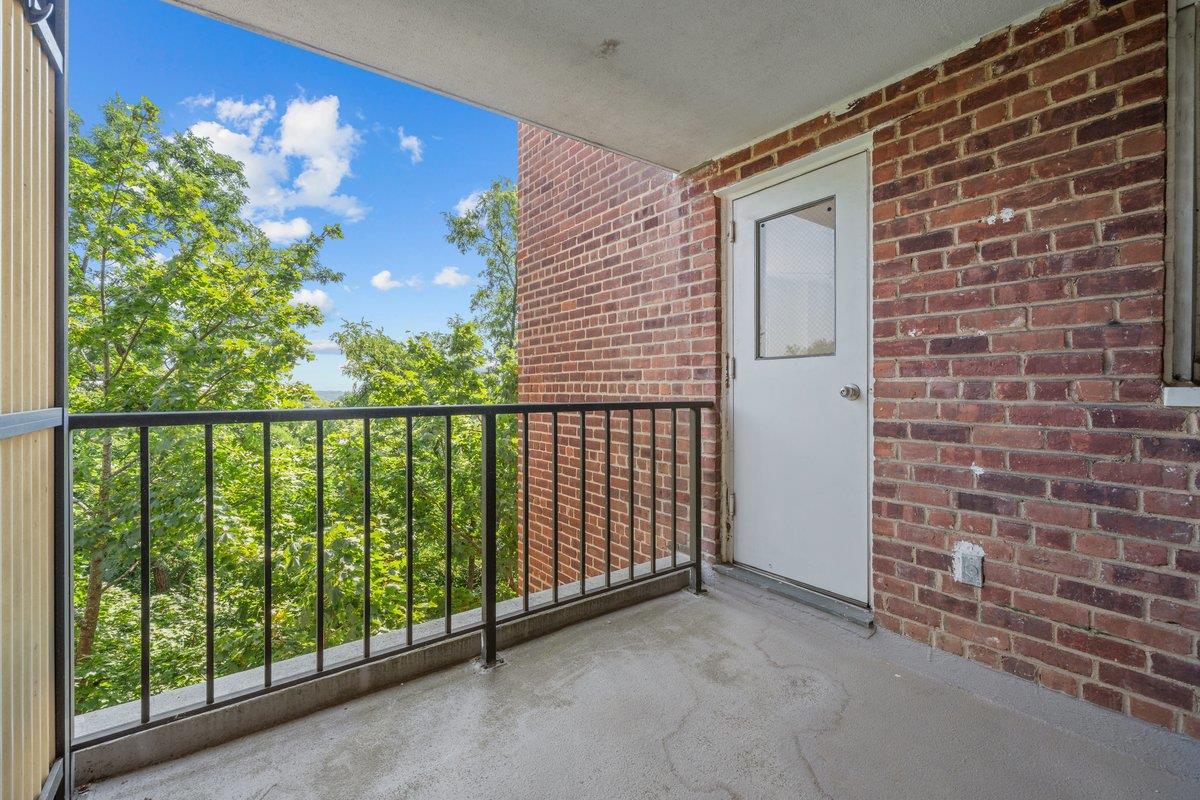 4525 Henry Hudson Parkway West, Unit 609 Bronx, NY 10471 - Photo 18 of 26