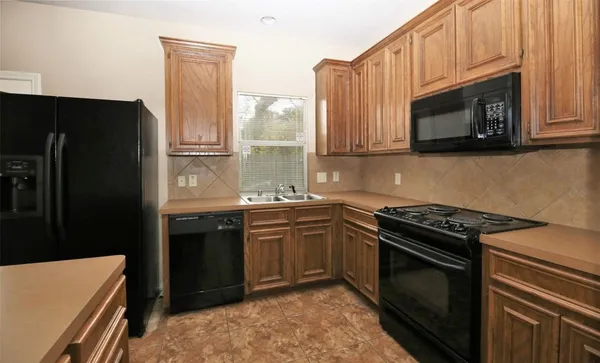 $1,595 | 16502 Pentonshire Lane, Houston, TX 77090