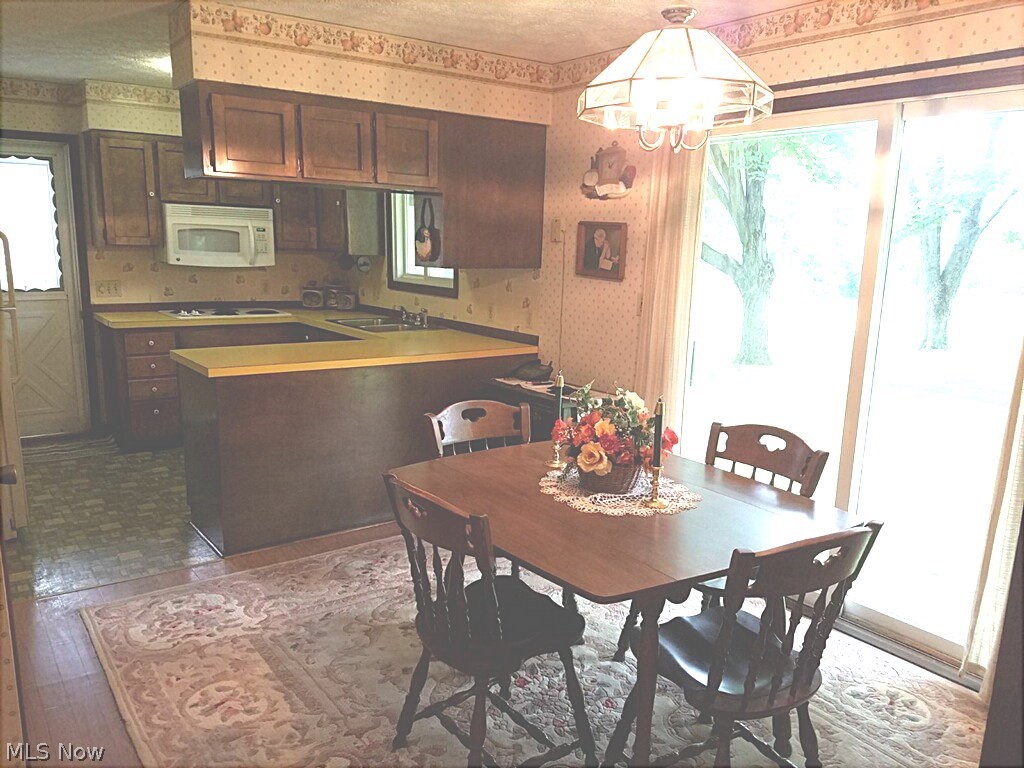 27560 Georgetown Road Beloit, OH 44609 - Photo 5 of 18