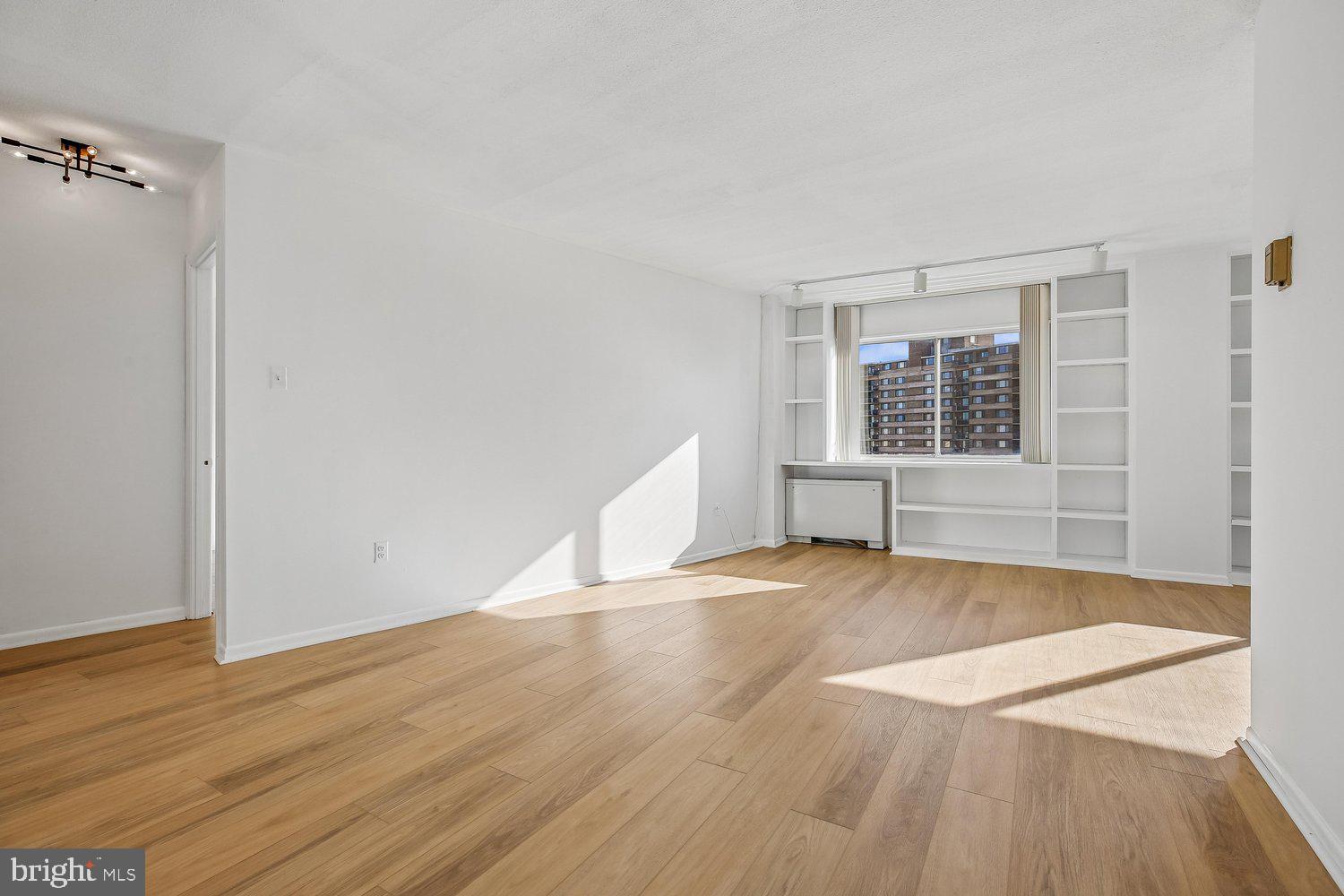 1121 University Boulevard West, Unit 1111 Silver Spring, MD 20902 - Photo 10 of 52 Living Room