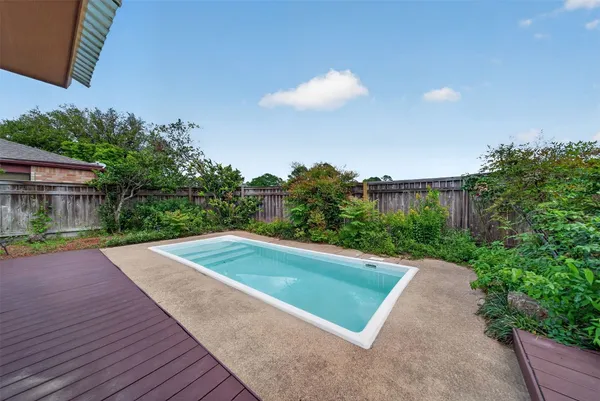 $230,000 | 7710 Green Lawn Drive, Houston, TX 77088