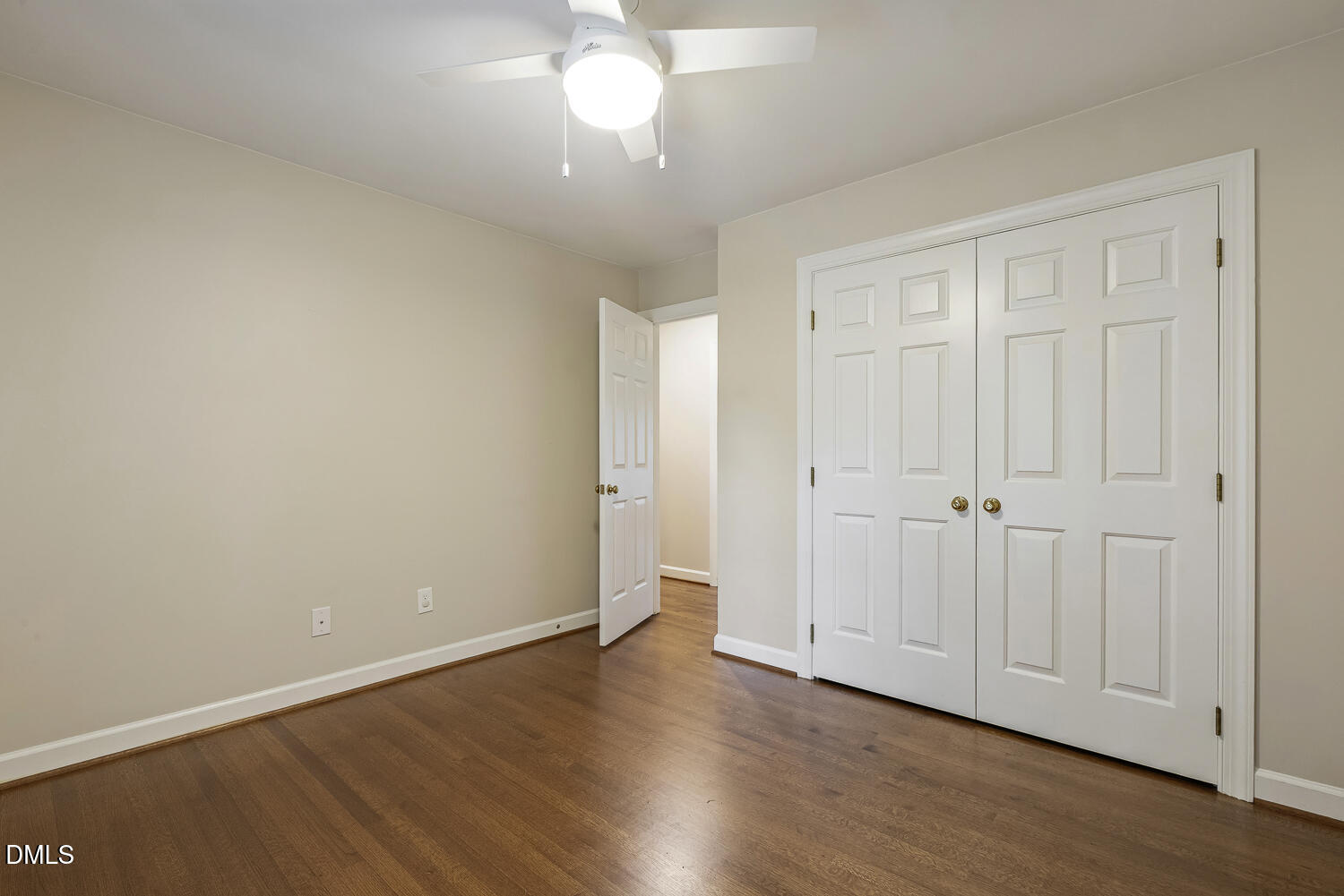 8801 Wildwood Links Raleigh, NC 27613 - Photo 49 of 68 048