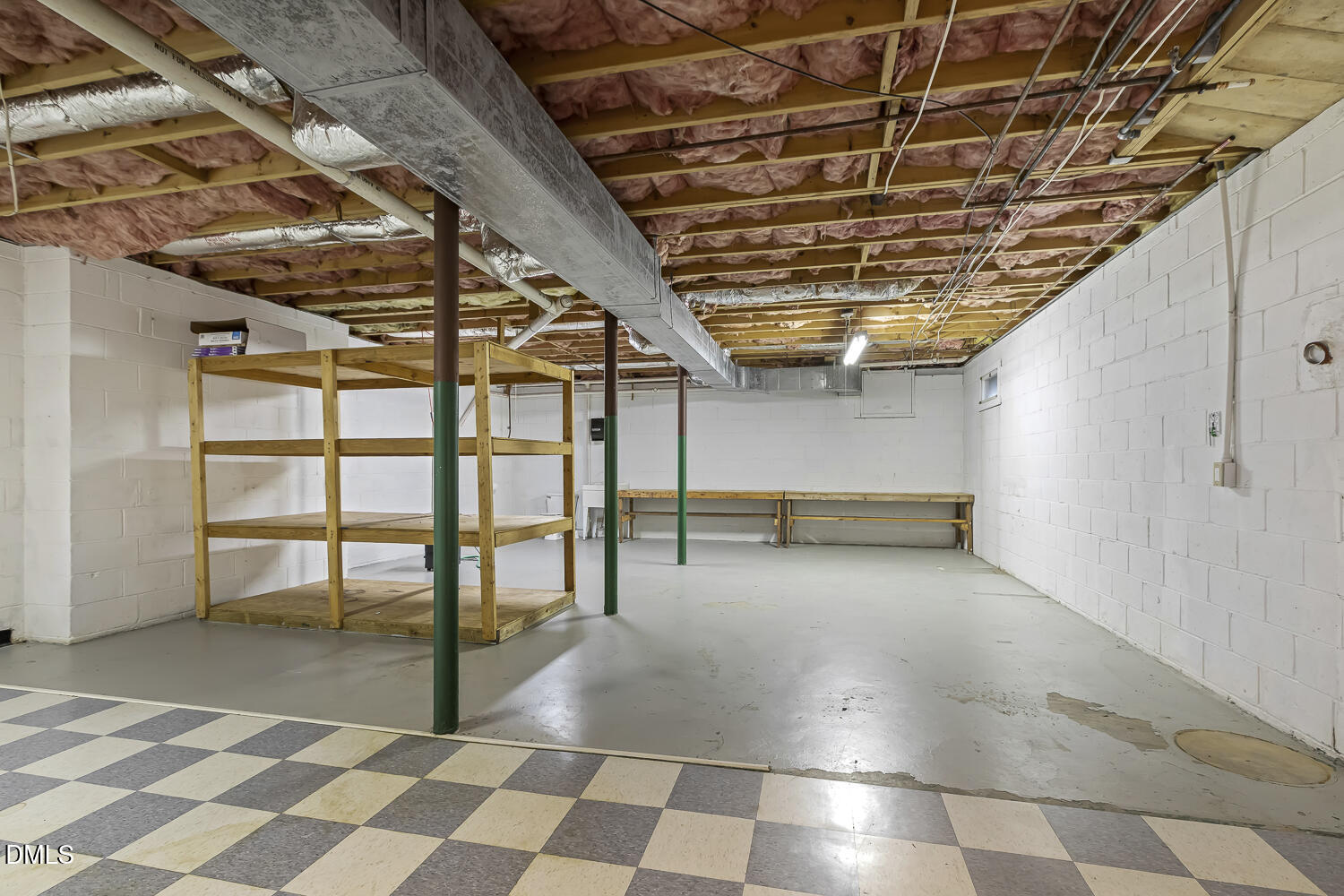 8801 Wildwood Links Raleigh, NC 27613 - Photo 50 of 68 050