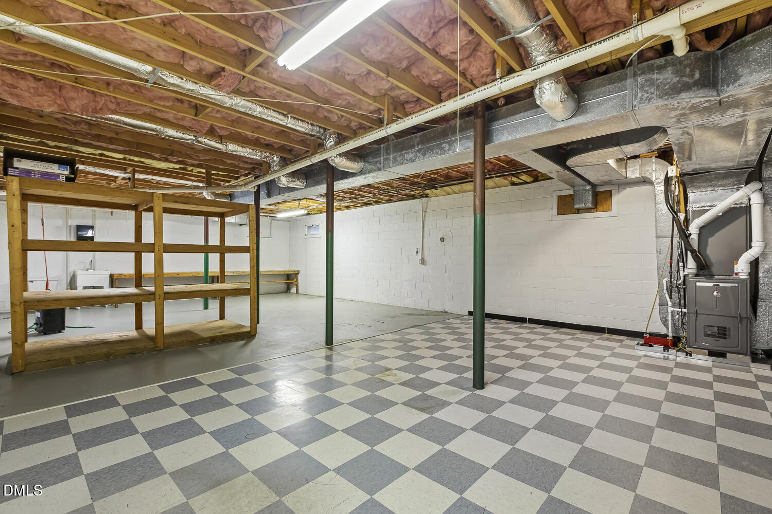 8801 Wildwood Links Raleigh, NC 27613 - Photo 51 of 68 051