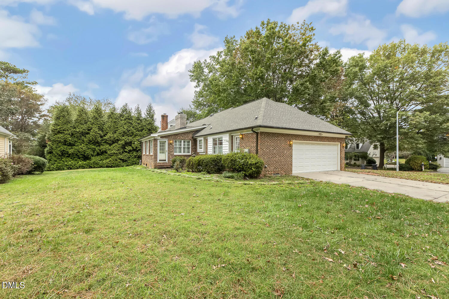 8801 Wildwood Links Raleigh, NC 27613 - Photo 58 of 68 059