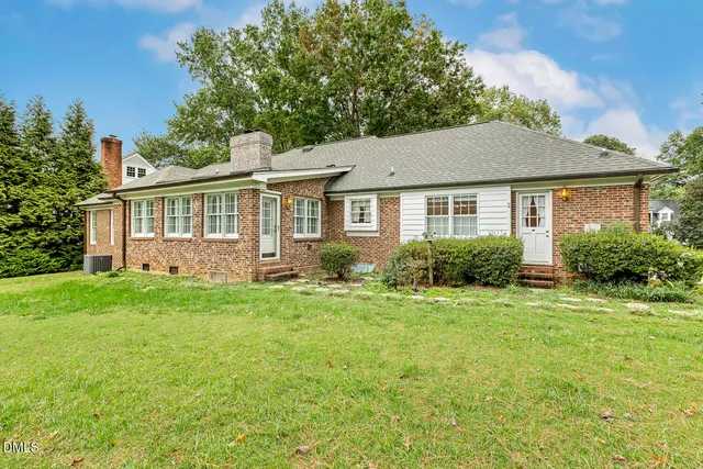 $749,900 | 8801 Wildwood Links, Raleigh, NC 27613