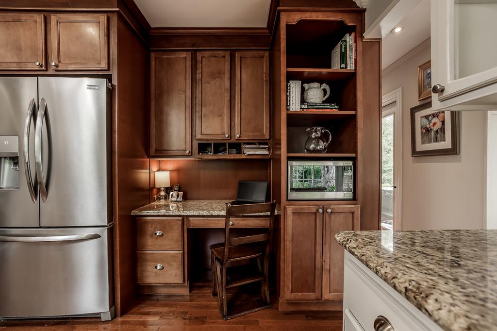6548 Standing Boy Road Columbus, GA 31904 - Photo 11 of 40 Kitchen