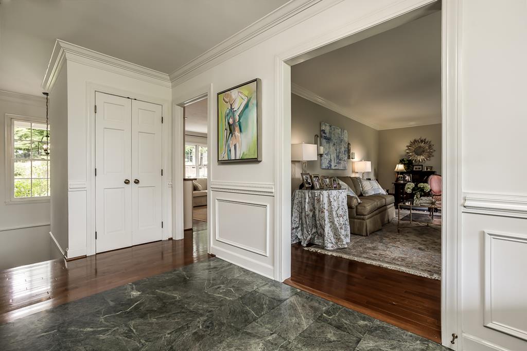 6548 Standing Boy Road Columbus, GA 31904 - Photo 5 of 40 Foyer