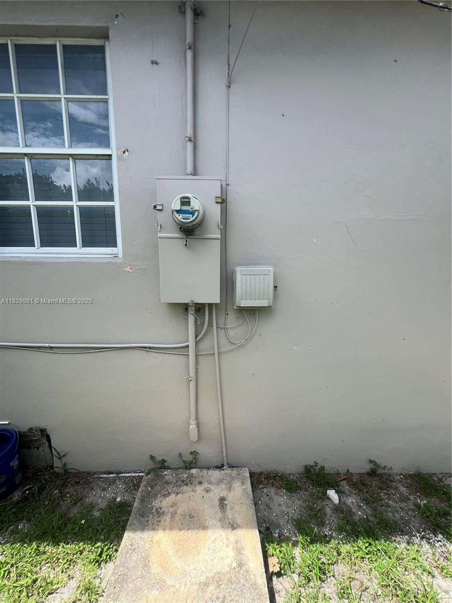 1190 Northwest 135th Street North Miami, FL 33168 - Photo 19 of 56