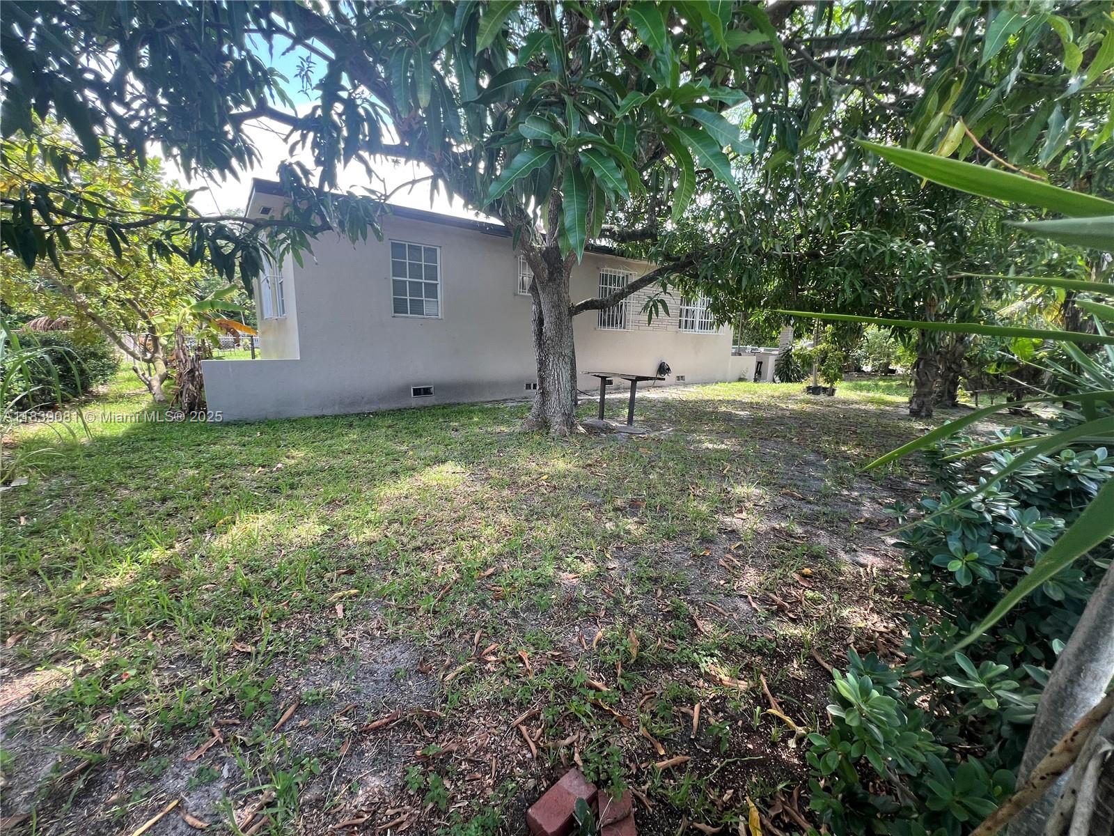 1190 Northwest 135th Street North Miami, FL 33168 - Photo 4 of 56