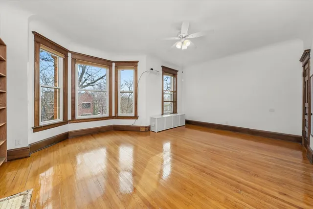 $245,000 | 5342 South Greenwood Avenue, Unit 3, Chicago, IL 60615