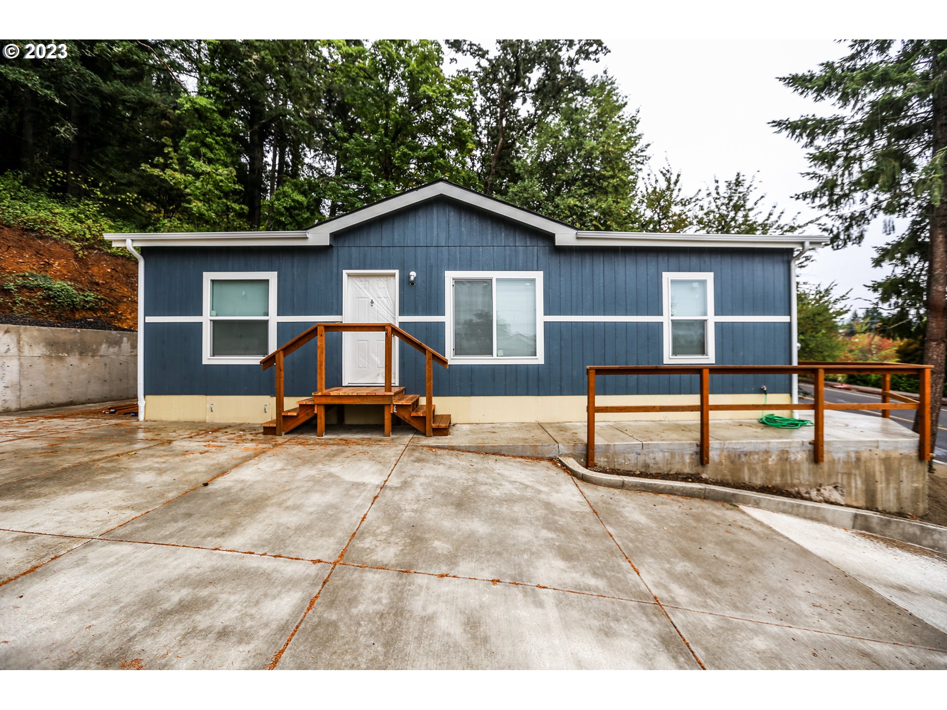 621 South 57th Place Springfield, OR 97478 - Photo 1 of 18 Gallery Image 1