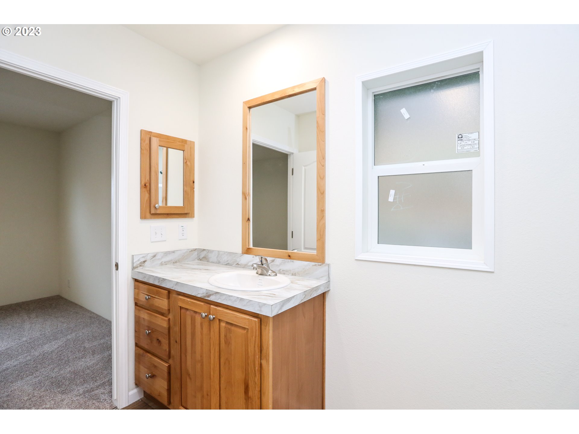 621 South 57th Place Springfield, OR 97478 - Photo 14 of 18 Gallery Image 14