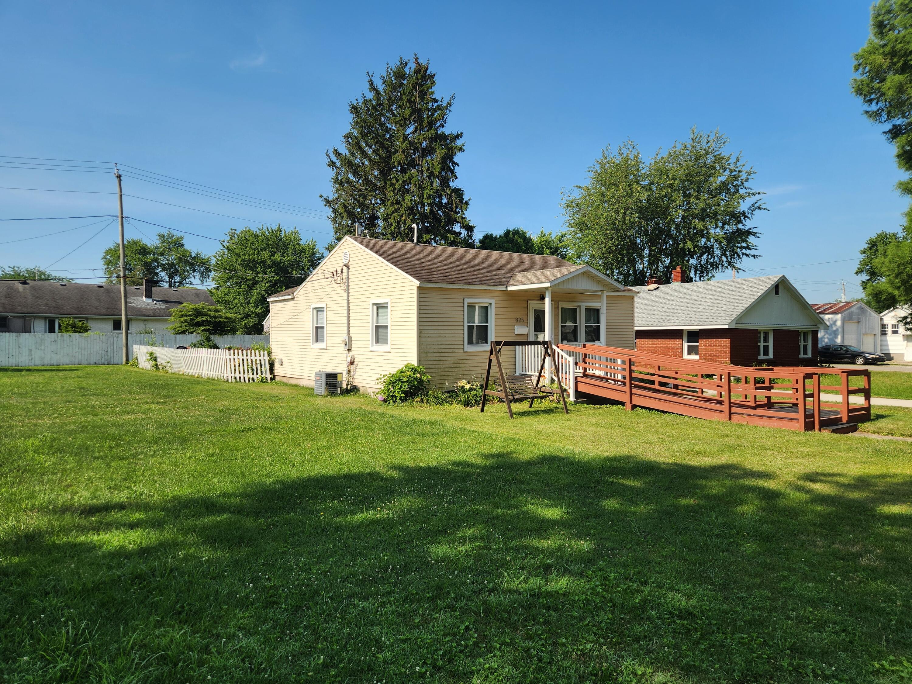 825 West Washington Street Rensselaer, IN 47978 - Photo 2 of 16 3000x2250