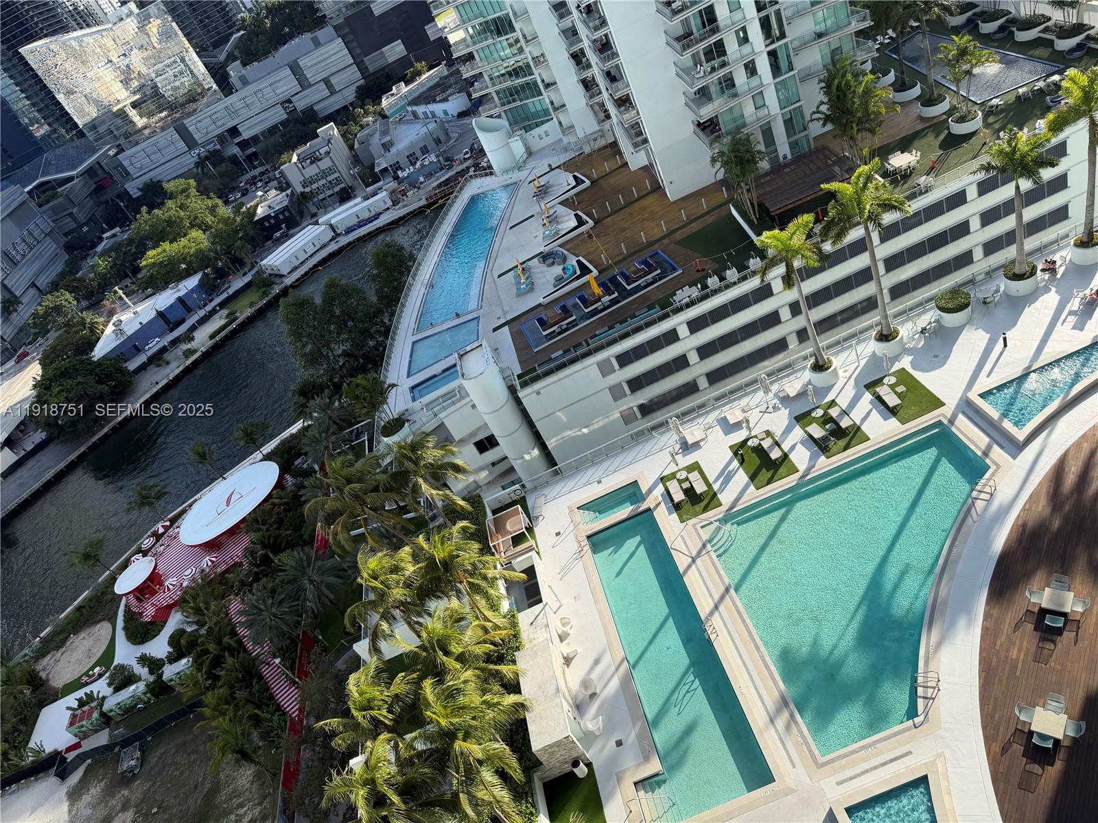 90 Southwest 3rd Street, Unit 2202 Miami, FL 33130 - Photo 25 of 33