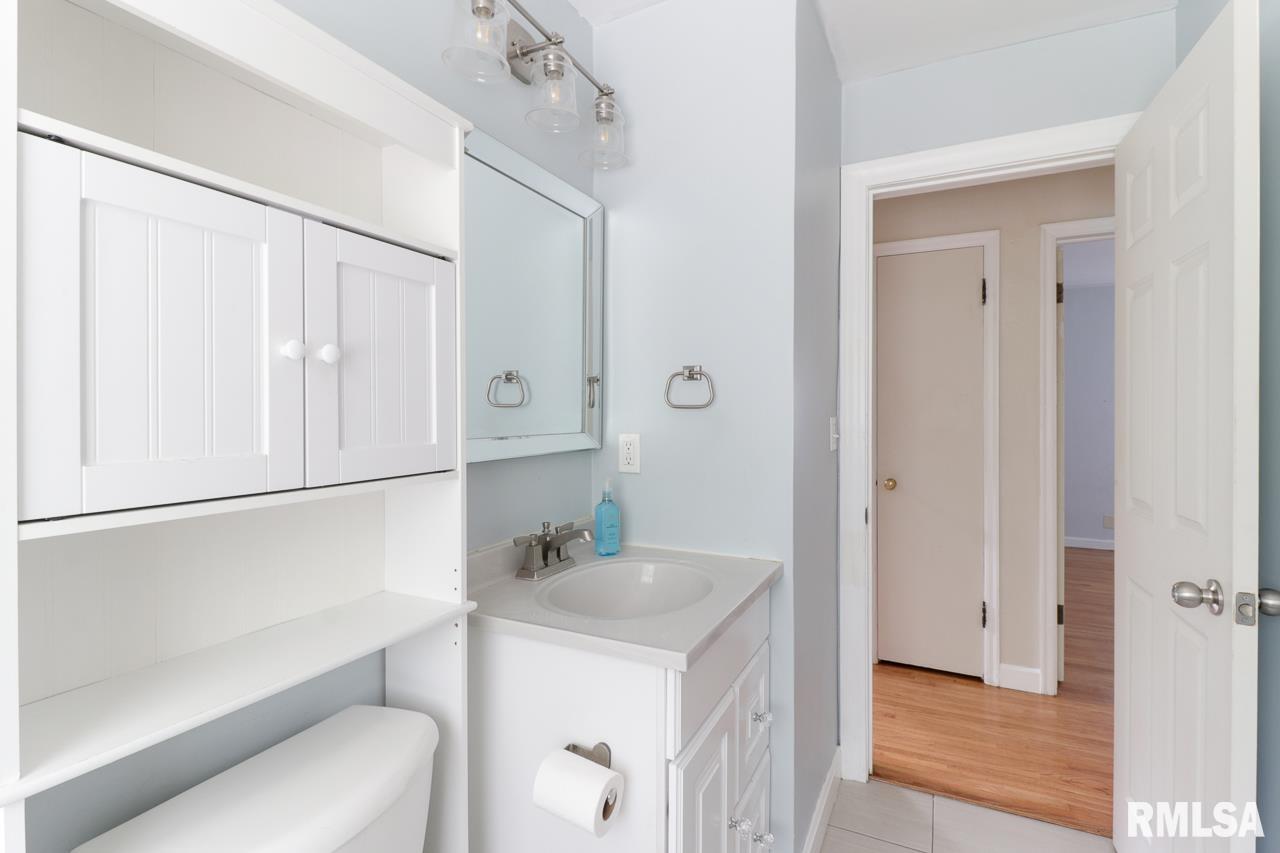 504 Spring Street Washington, IL 61571 - Photo 23 of 32 Gallery Image 23
