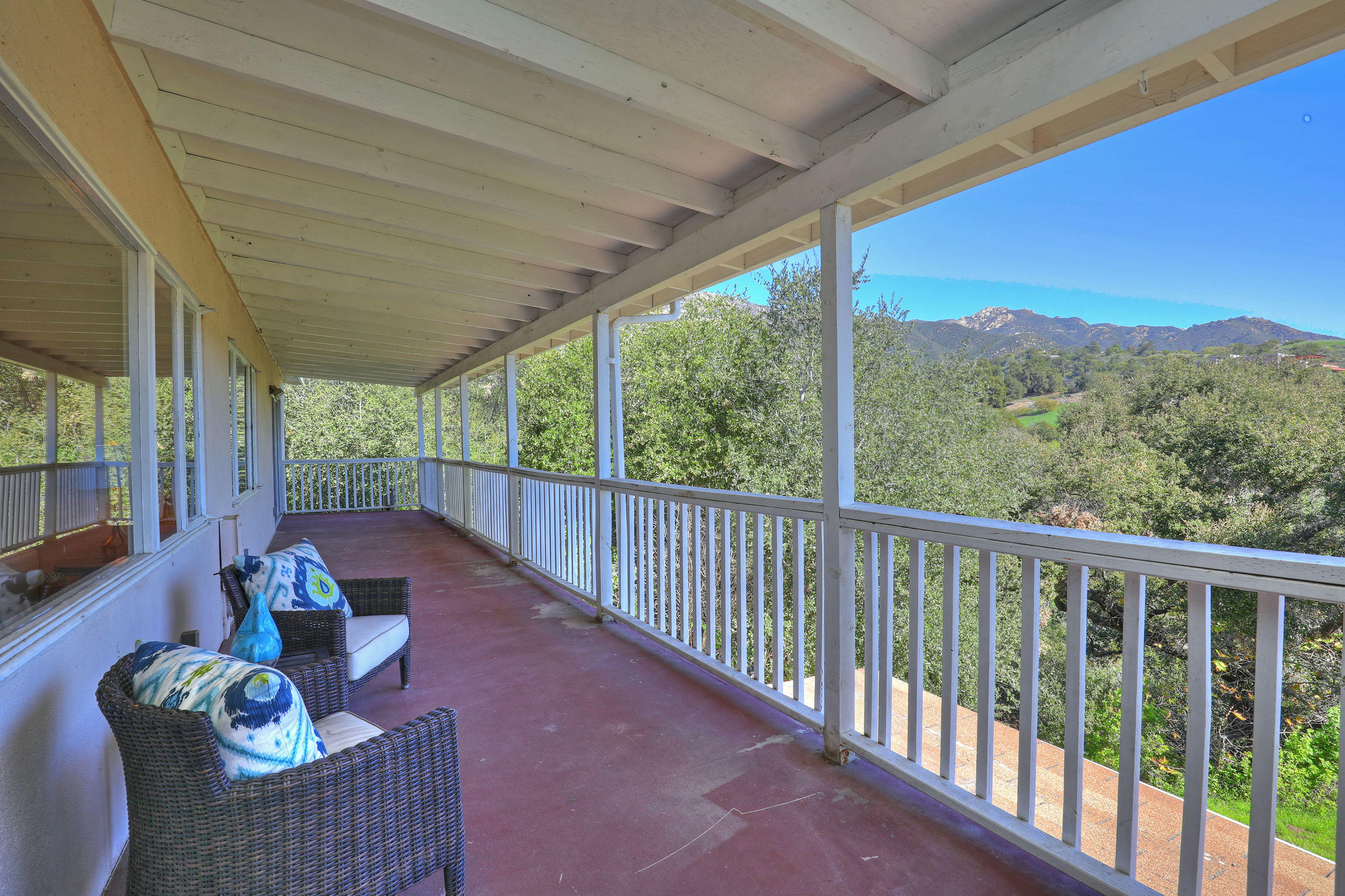 1130 Tunnel Road Santa Barbara, CA 93105 - Photo 12 of 30 29