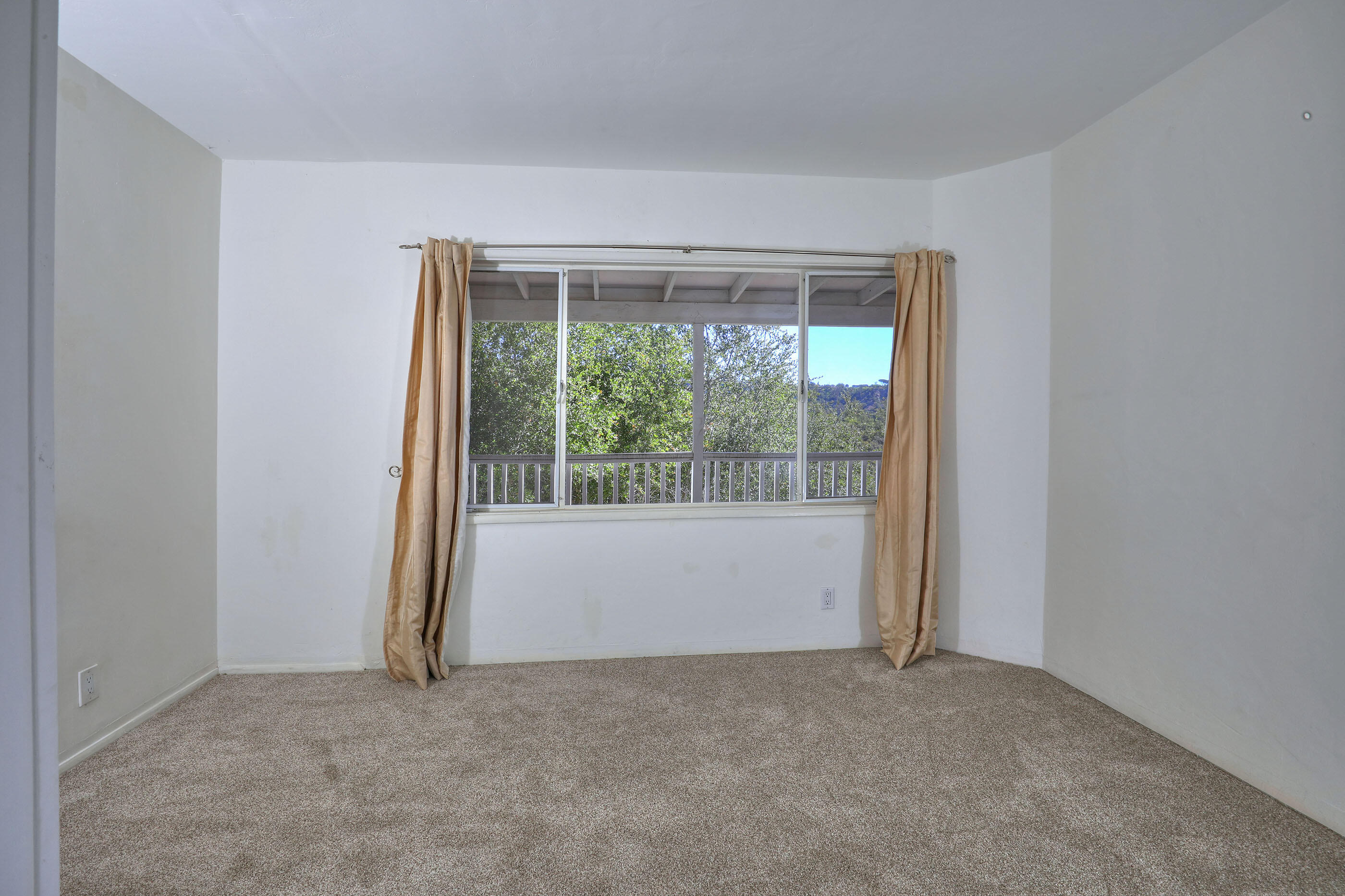 1130 Tunnel Road Santa Barbara, CA 93105 - Photo 20 of 30 Bedroom 4