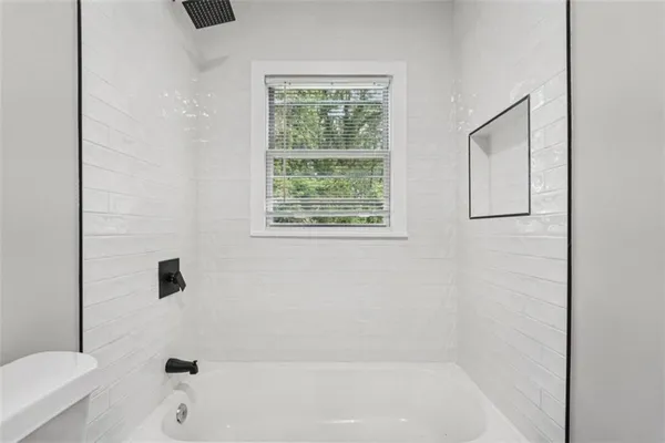 $1,950 | 172 Meador Way Southeast, Atlanta, GA 30315