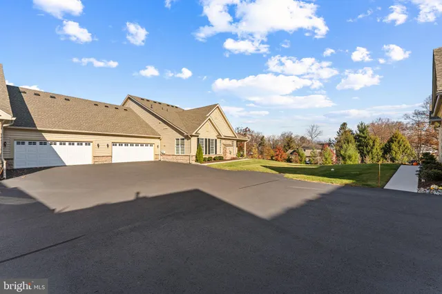 $619,440 | 3203 Bushwood Drive, Perkasie, PA 18944