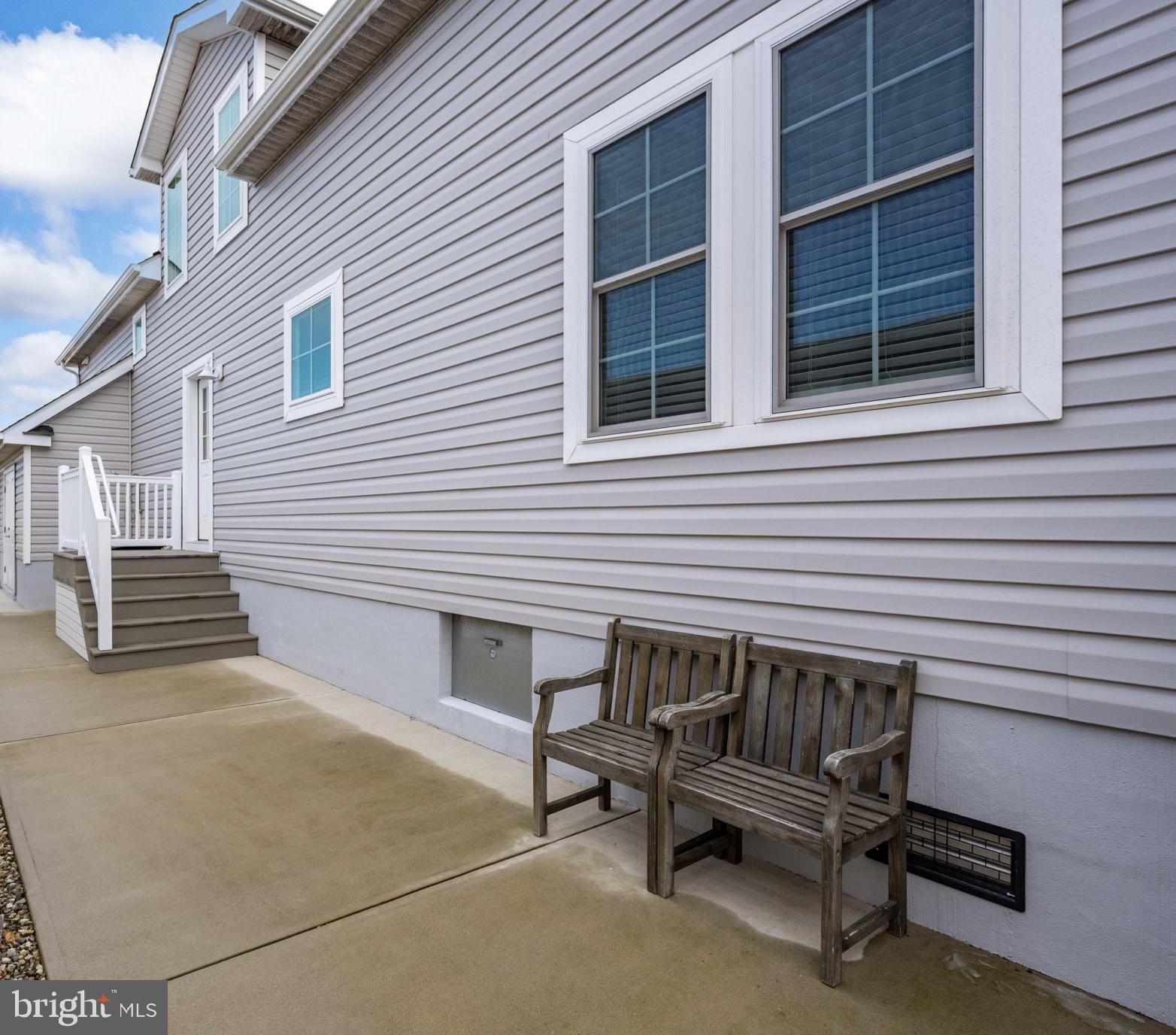 144 Clamshell Road Ocean City, MD 21842 - Photo 53 of 64 a view of a bench in the roof deck