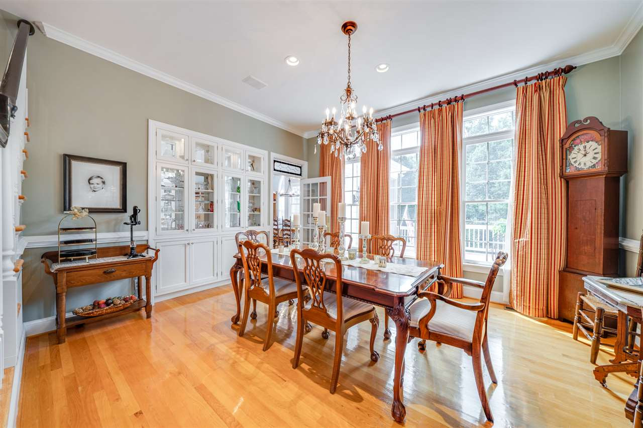 2824 Brenfield Drive Raleigh, NC 27606 - Photo 5 of 30 Photo 5