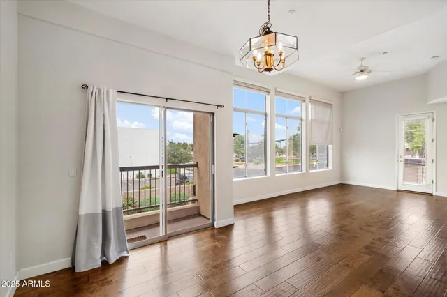 $2,250 | 2019 East Campbell Avenue, Unit 125, Phoenix, AZ 85016