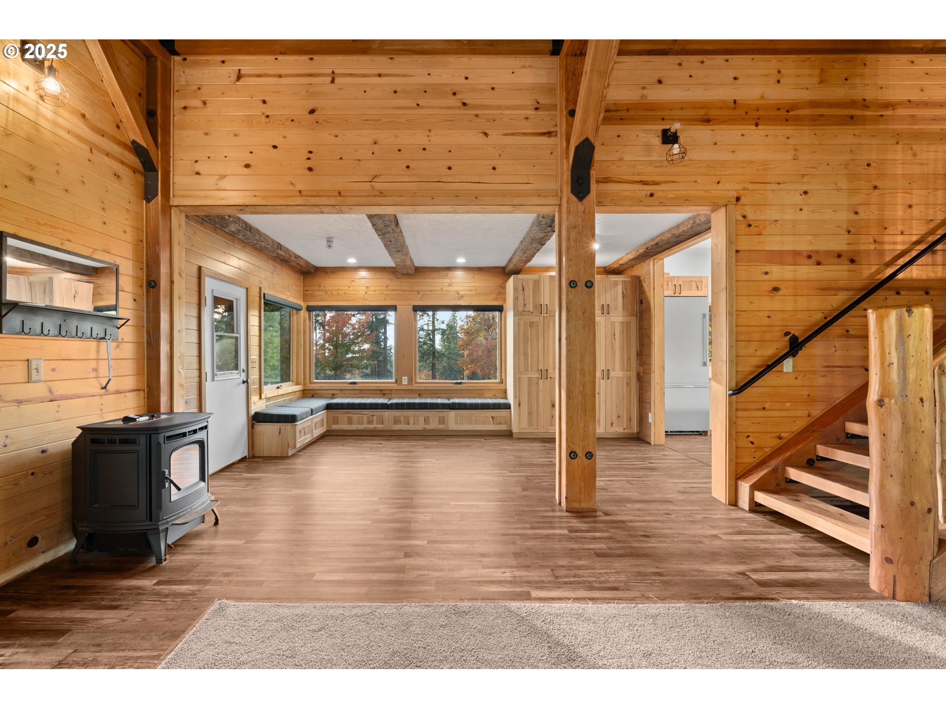 27940 Southwest Mountain Road West Linn, OR 97068 - Photo 19 of 42