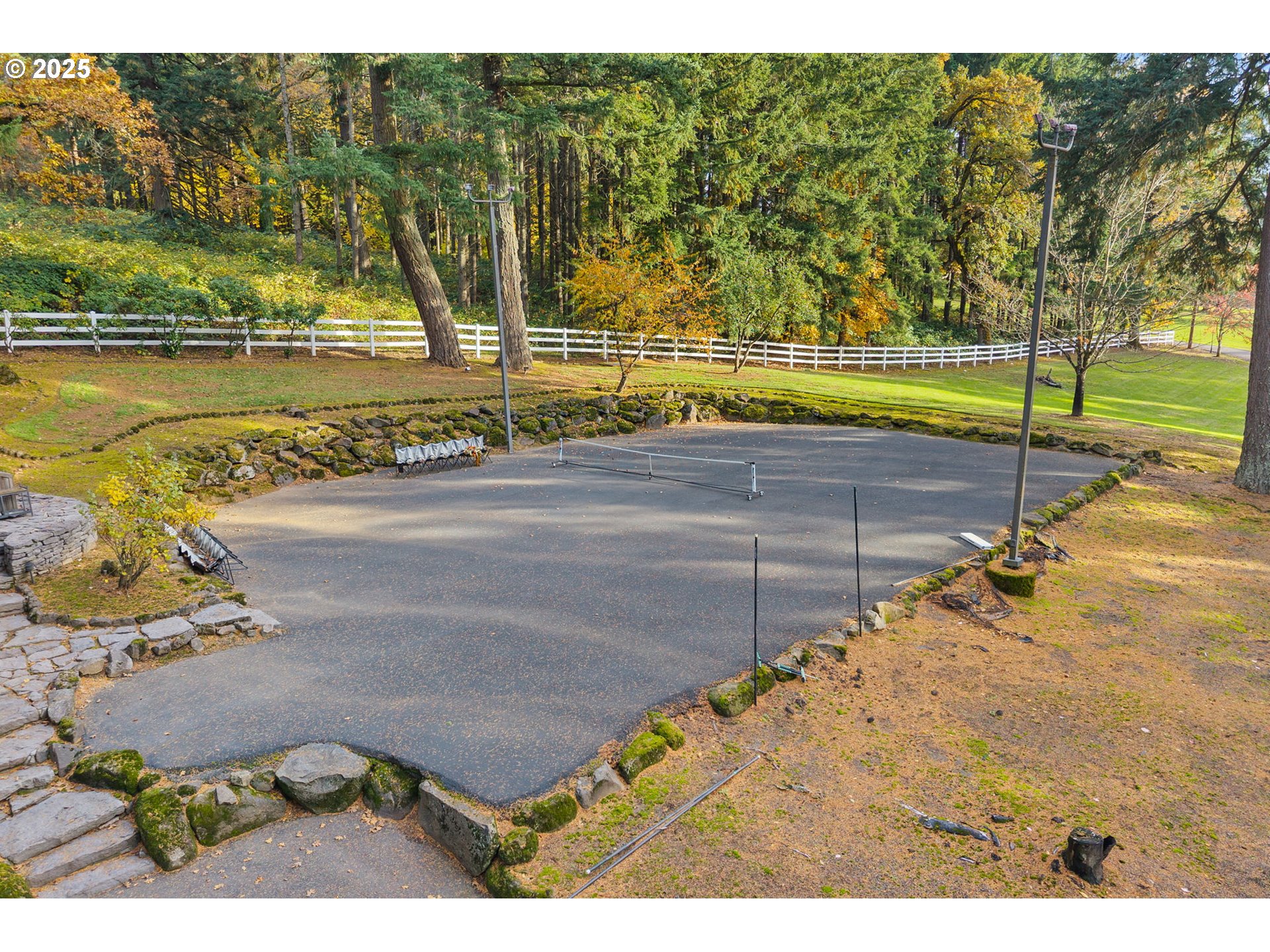 27940 Southwest Mountain Road West Linn, OR 97068 - Photo 7 of 42