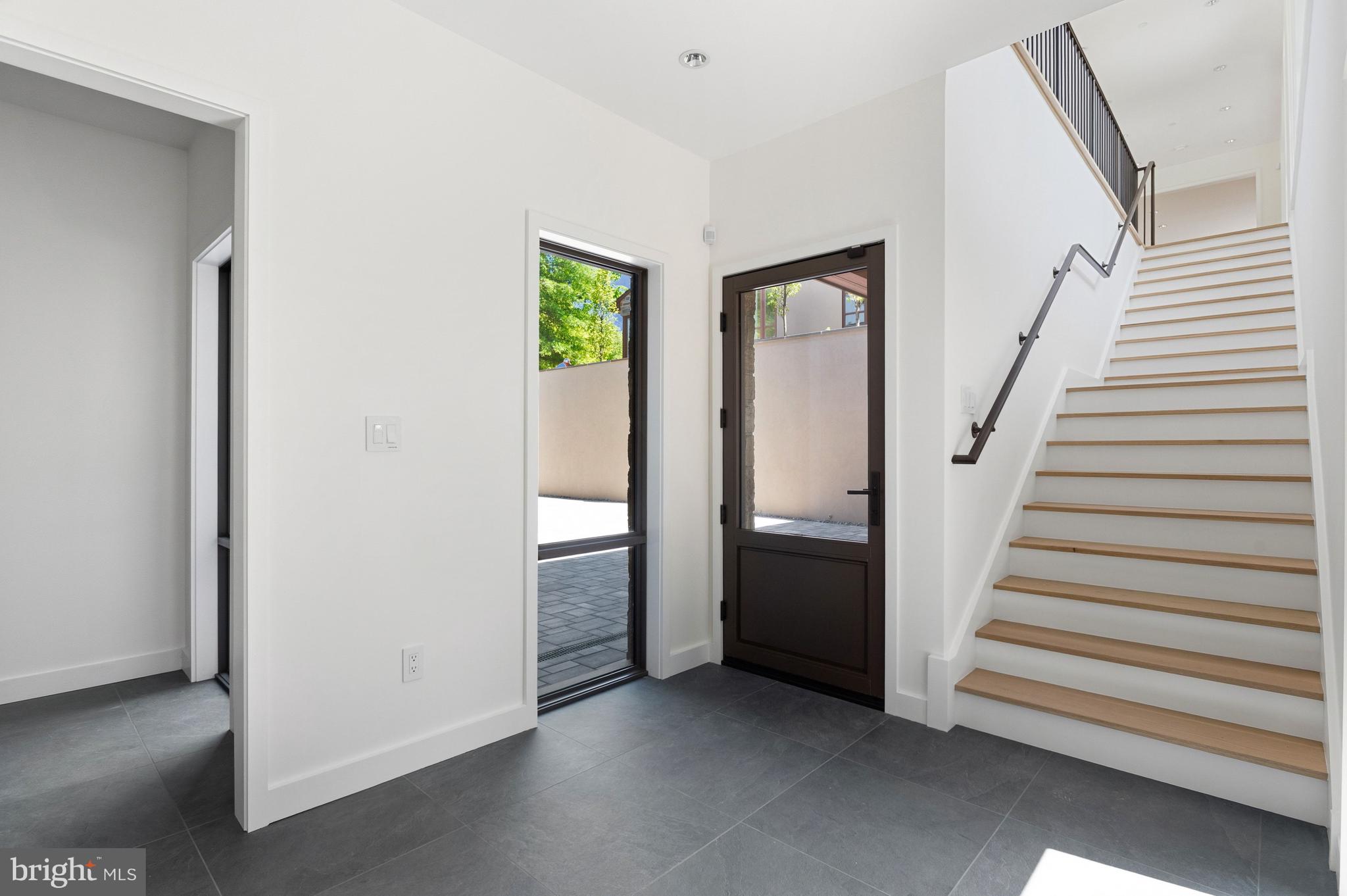 2920 Albemarle Street Northwest Washington, DC 20008 - Photo 51 of 54
