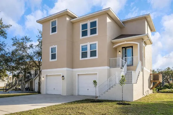 $449,800 | 7327 Brightwaters Court, New Port Richey, FL 34652