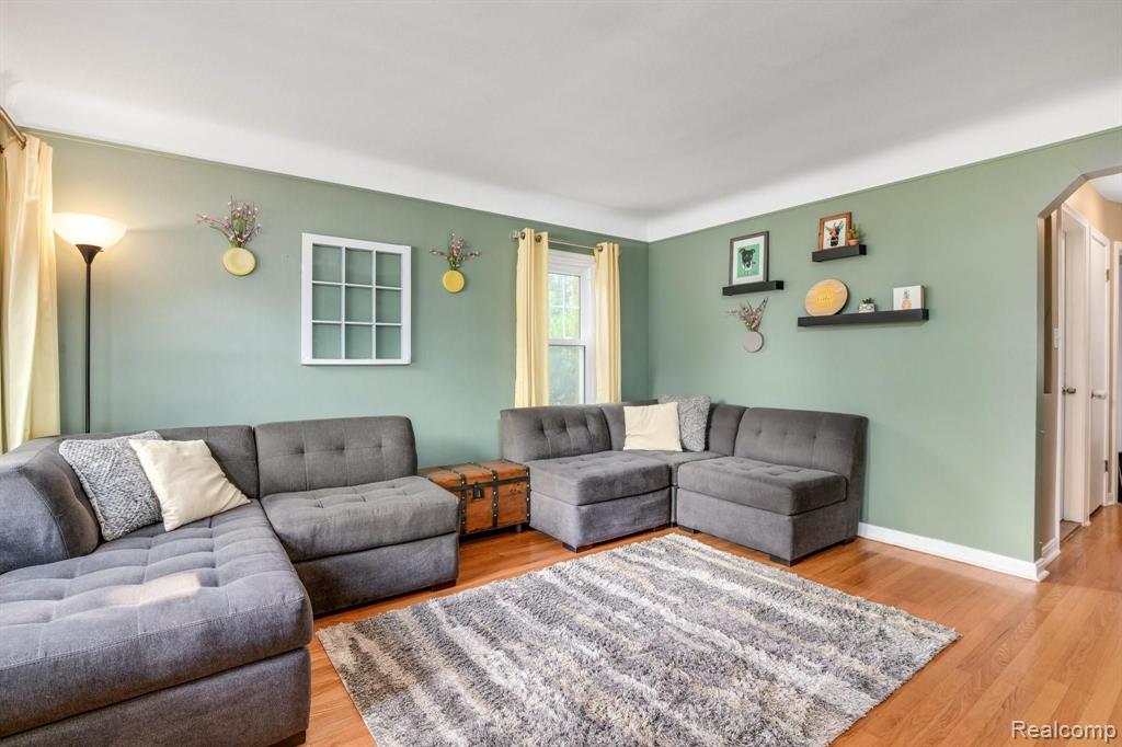 3411 Durham Road Royal Oak, MI 48073 - Photo 6 of 31