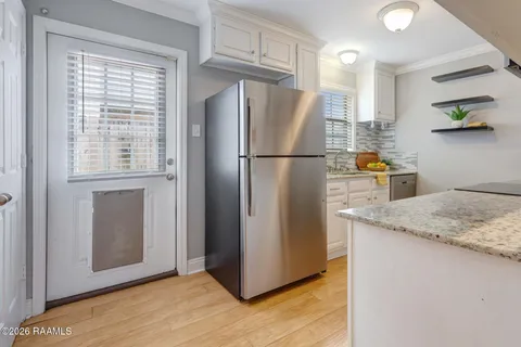 $103,000 | 100 Winchester Drive, Unit 201, Lafayette, LA 70506