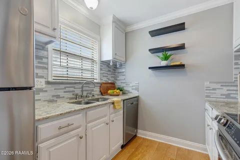 $103,000 | 100 Winchester Drive, Unit 201, Lafayette, LA 70506