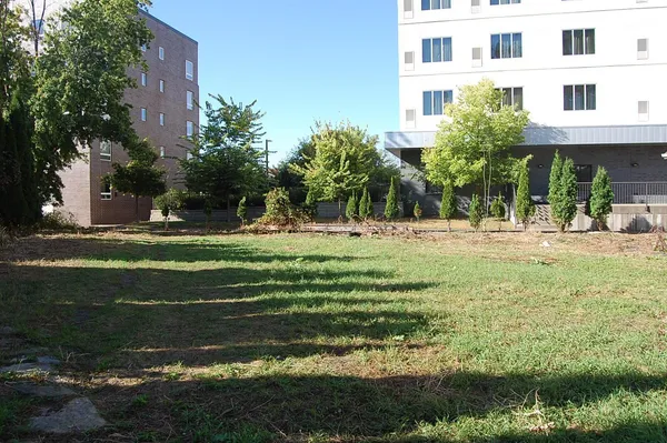 $250,000 | 2530 Essex Street Southeast, Minneapolis, MN 55414