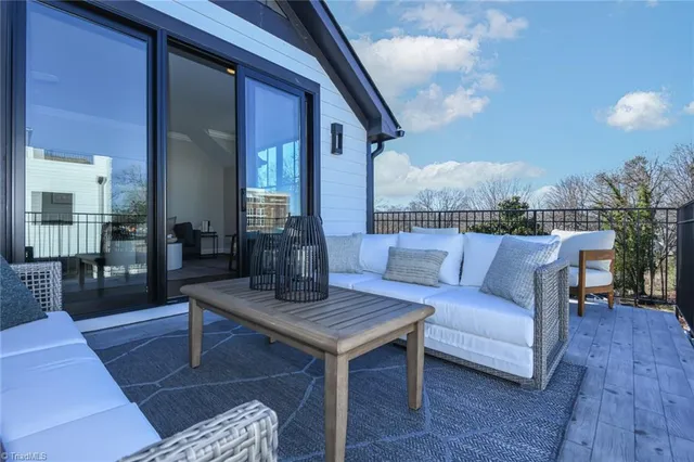 $993,850 | 2917 Hayden Pk Lane, Greensboro, NC 27408