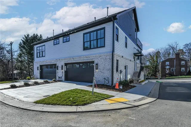 $993,850 | 2917 Hayden Pk Lane, Greensboro, NC 27408