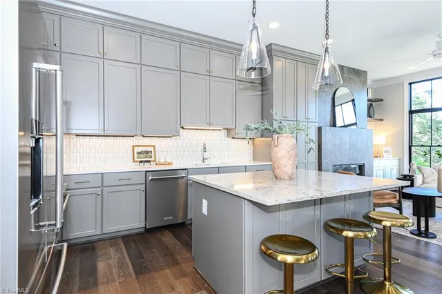 $993,850 | 2917 Hayden Pk Lane, Greensboro, NC 27408