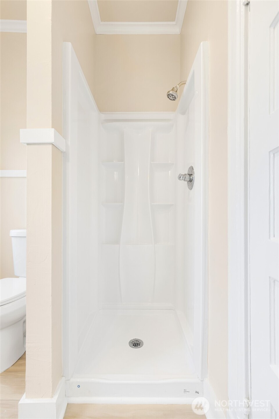 3722 Oakes Avenue Everett, WA 98201 - Photo 24 of 27 a bathroom with a shower and a toilet